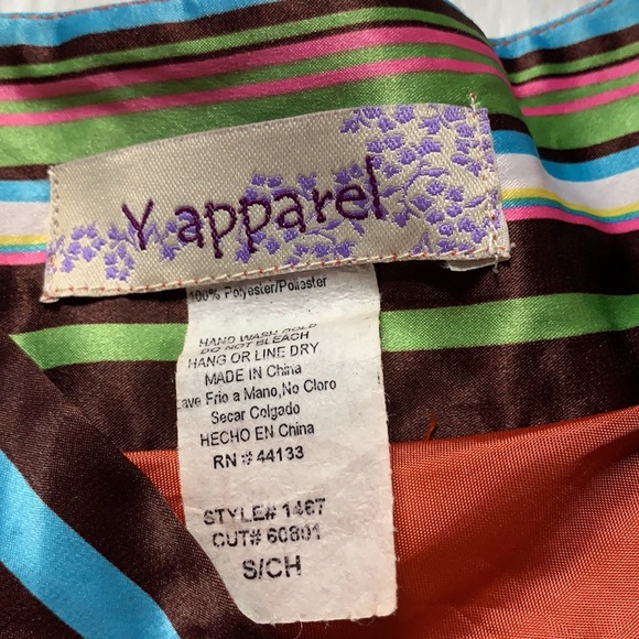 Y Apparel Cultural Top - Picture 3 of 3